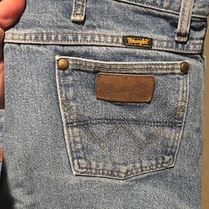 SOLD SOLD...I CANT DELETE THIS POSTWrangler Men's Jeans